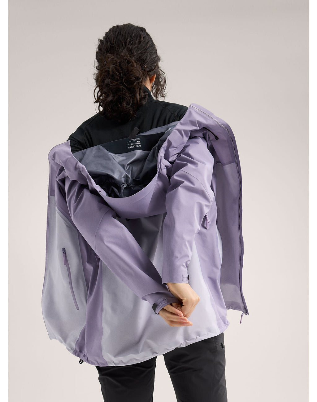 Beta Lightweight Jacket Women's