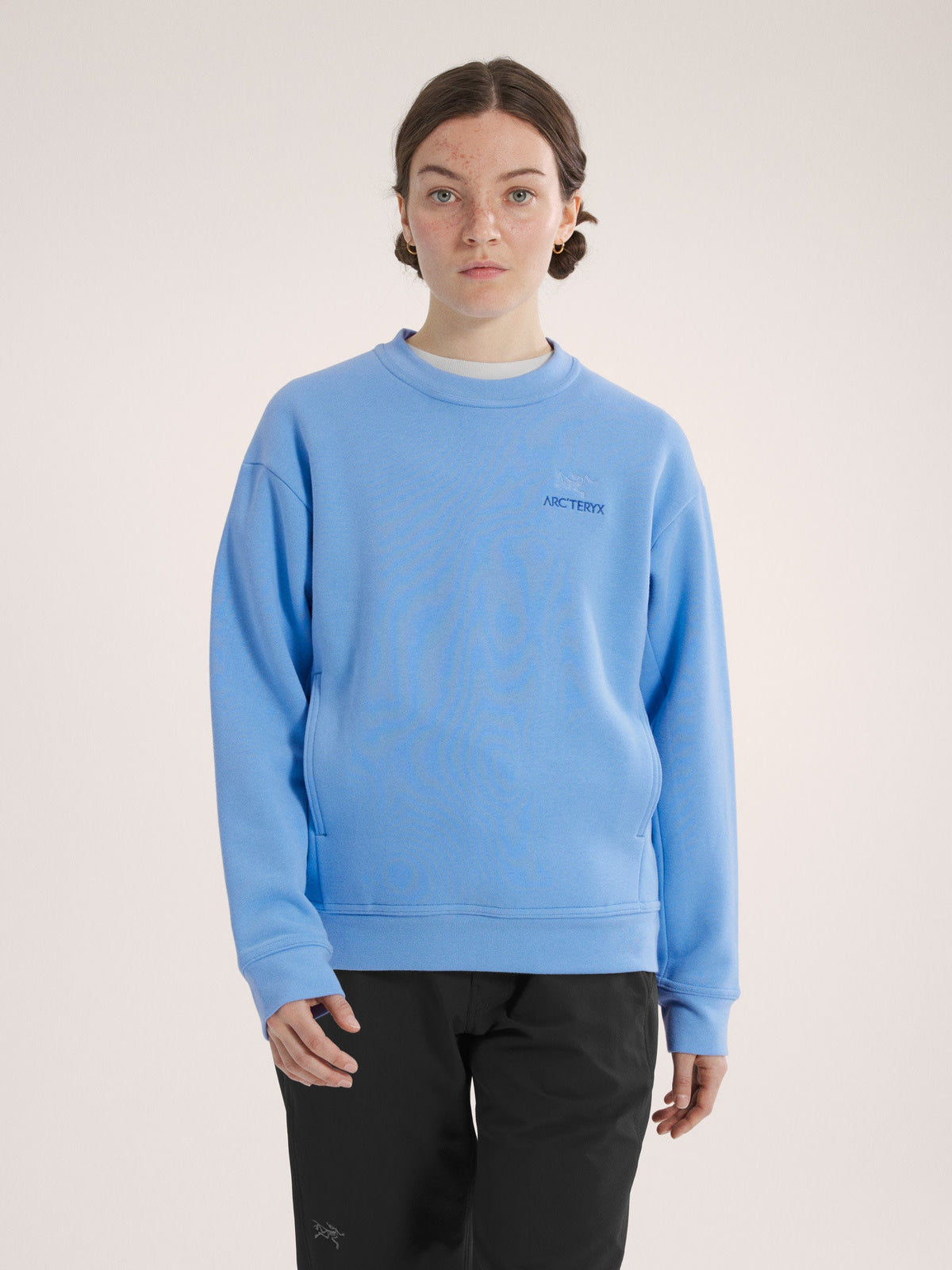 Emblem Fleece Crew Neck Pullover Women's
