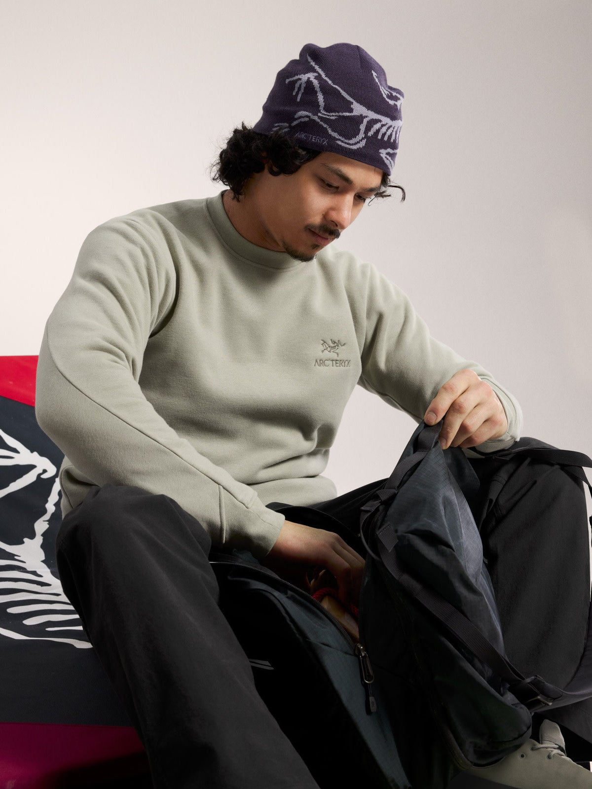 Emblem Fleece Crew Neck Pullover Men's