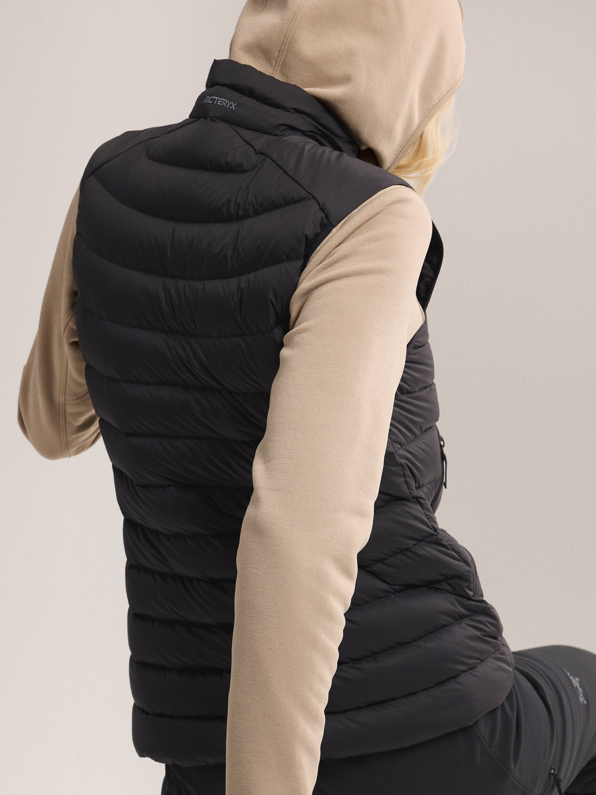 Cerium Vest Women's